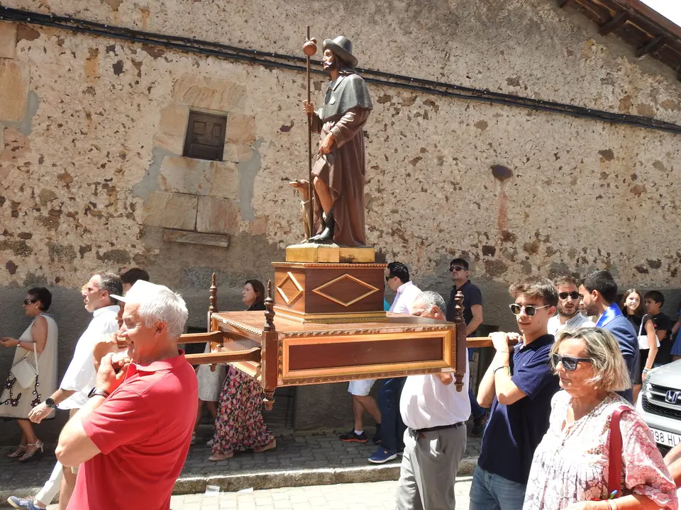 NAVALENO POR FIESTAS (19)