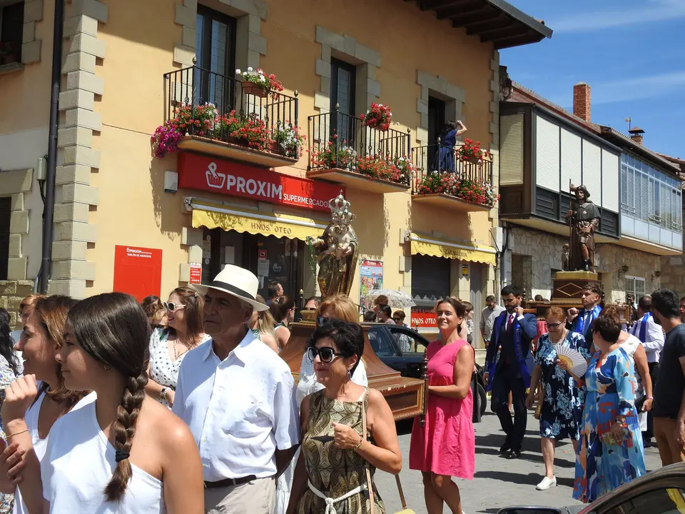 NAVALENO POR FIESTAS (15)