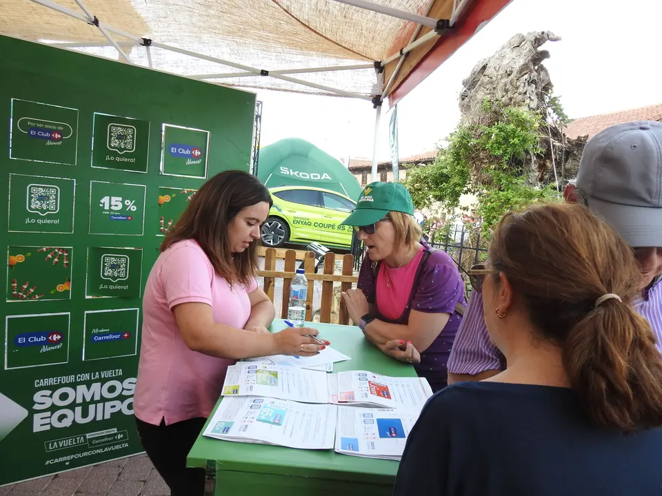 EN LA FAN ZONE SOLIDARIA DE VINUESA (2)