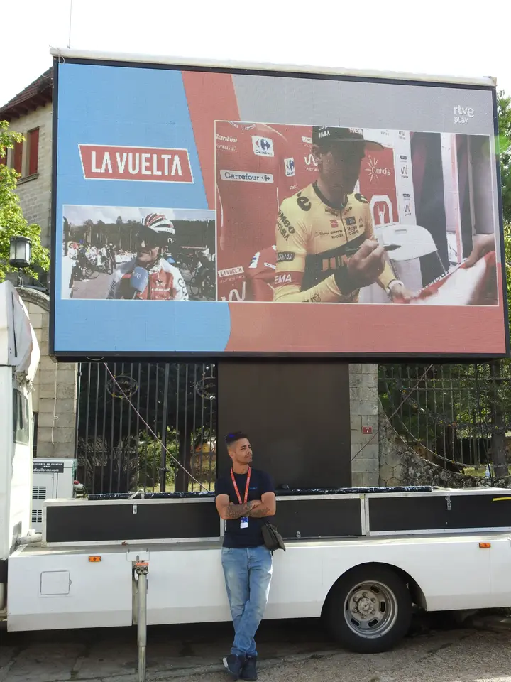 EN LA FAN ZONE SOLIDARIA DE VINUESA (10)