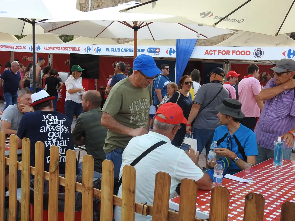 EN LA FAN ZONE SOLIDARIA DE VINUESA (11)