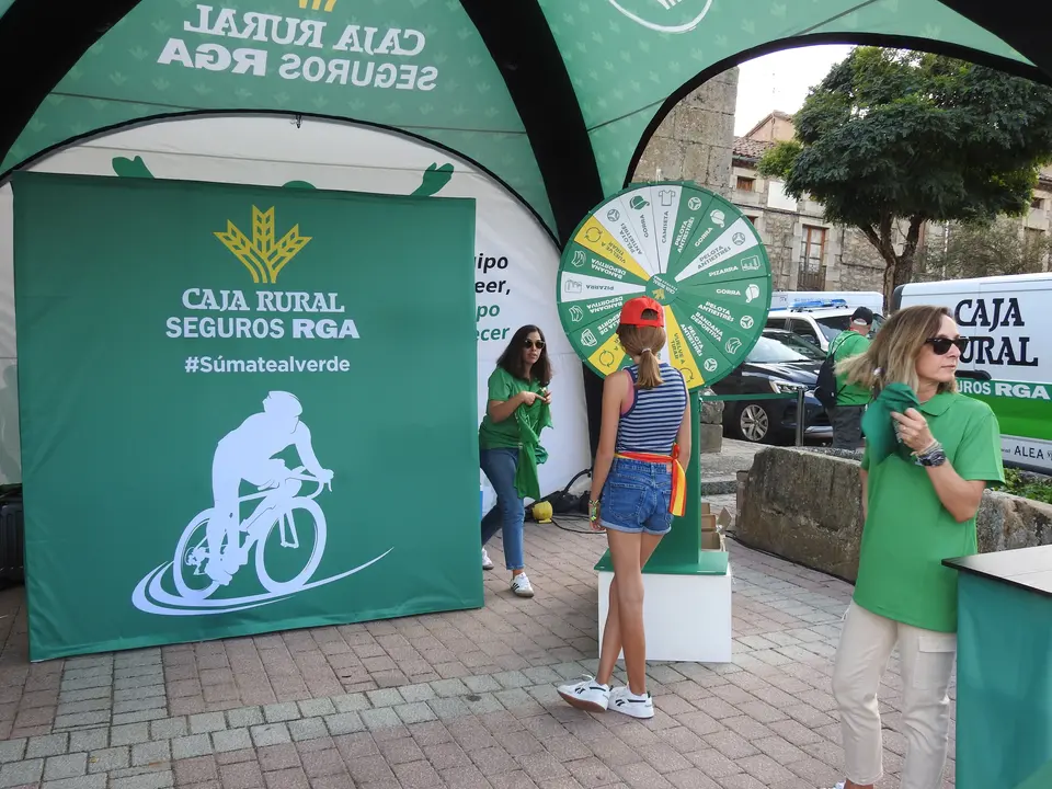 EN LA FAN ZONE SOLIDARIA DE VINUESA (18)