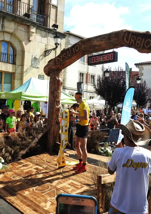 Campeones en la Meta de la Desafío (3)