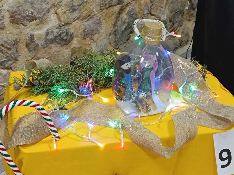 844e64b8-052c-4a02-990c-2aabe1c40497