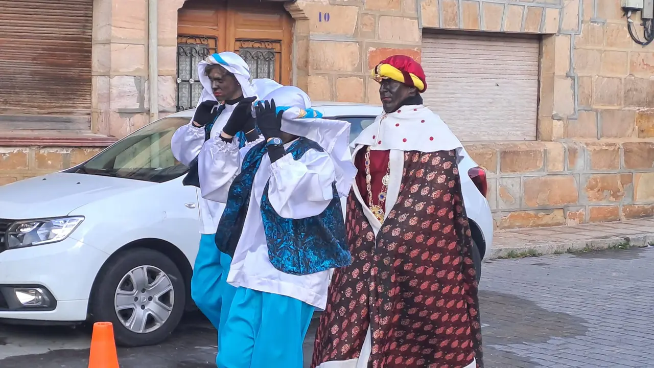 DIA DE LOS REYES EN NAVALENO (7)