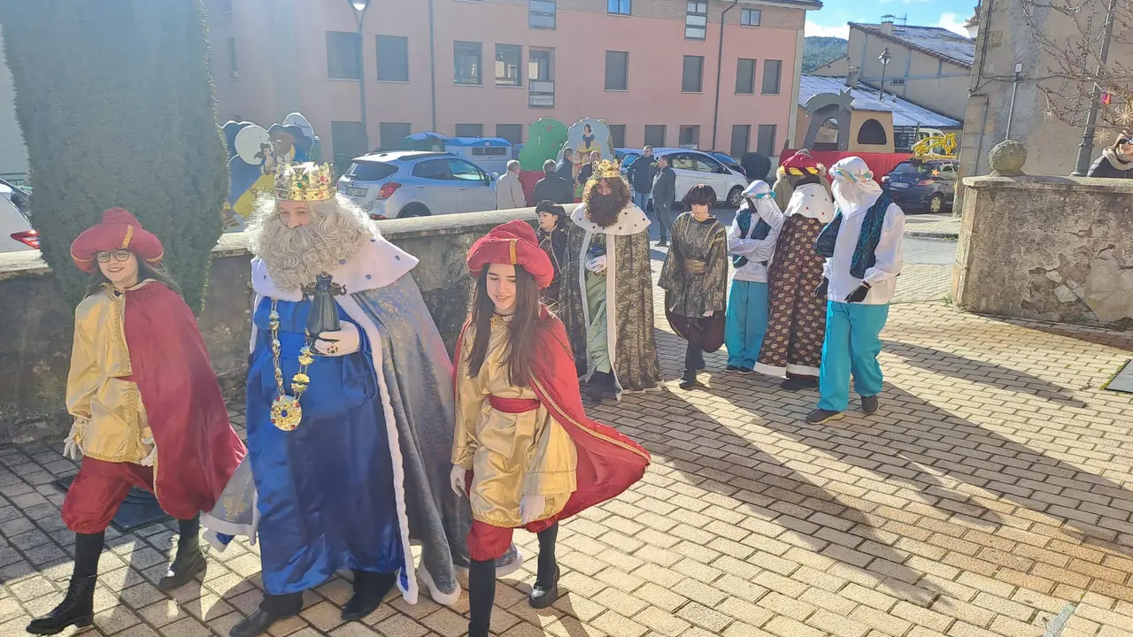 DIA DE LOS REYES EN NAVALENO (9)