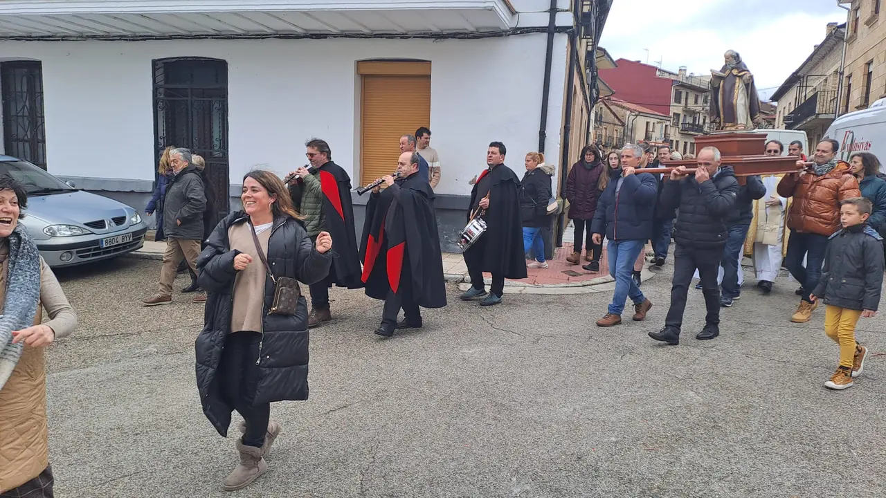 FIESTA DE SAN ANTÓN EN CANICOSA (13)