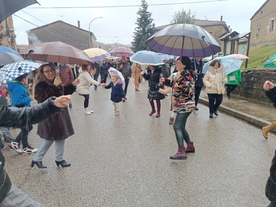 FIESTA DEL DULCE NOMBRE EN CANICOSA (3)