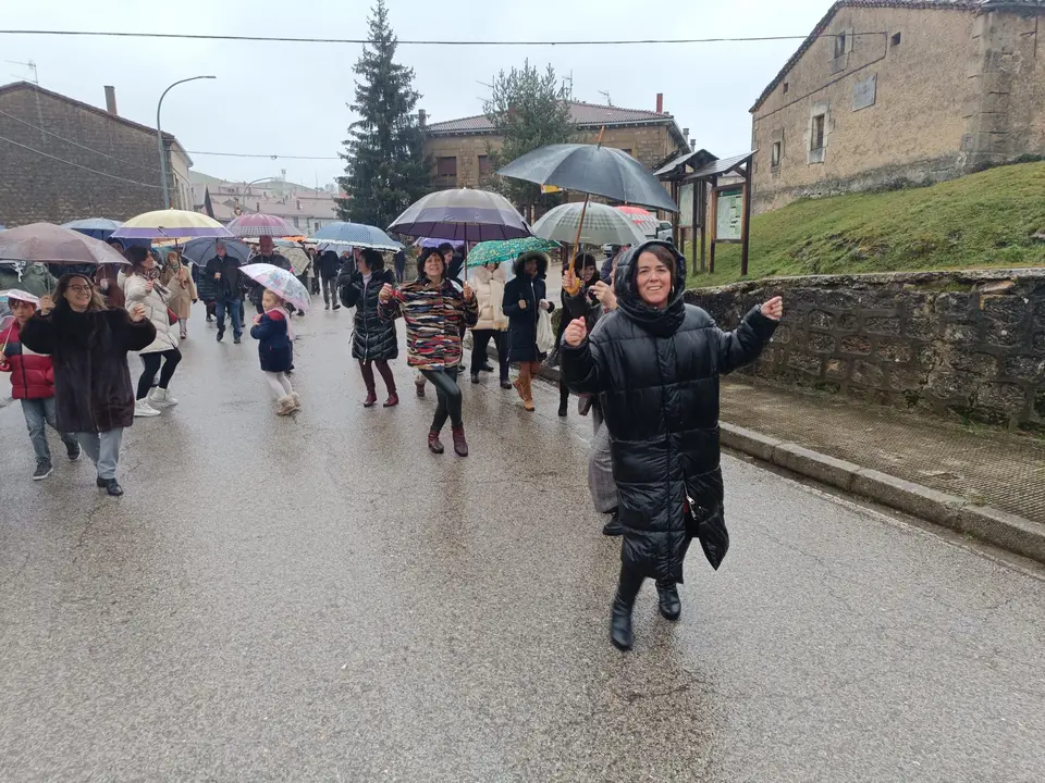 FIESTA DEL DULCE NOMBRE EN CANICOSA (4)