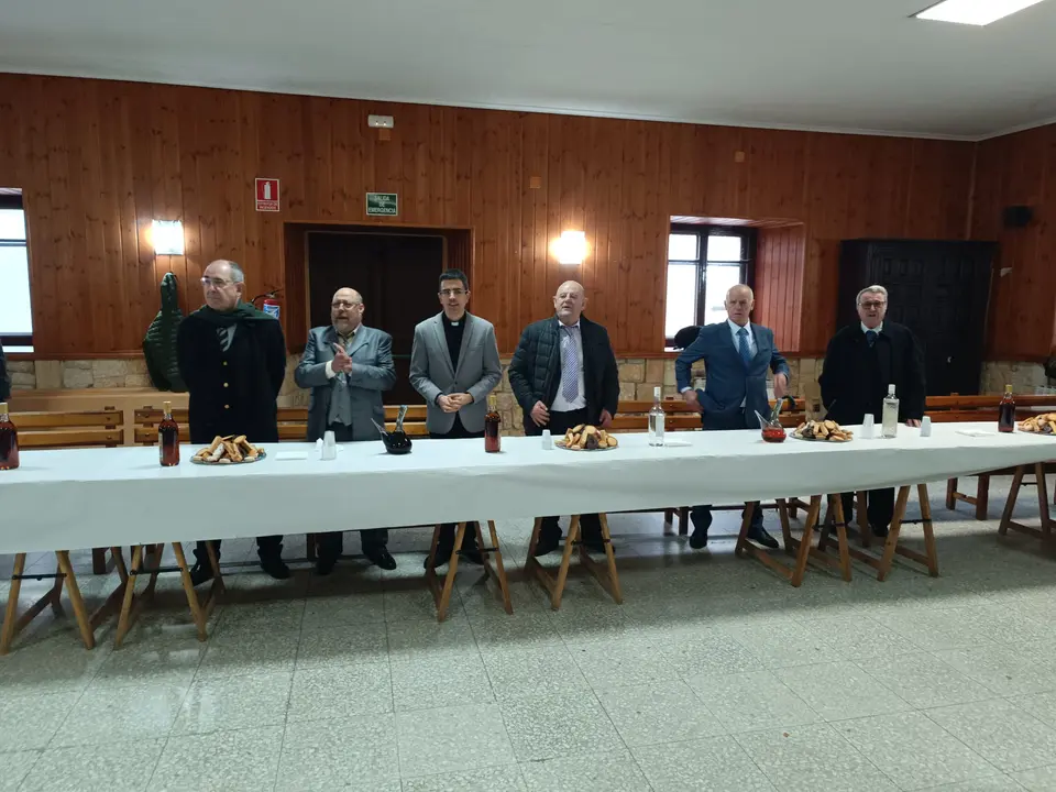 FIESTA DEL DULCE NOMBRE EN CANICOSA (5)