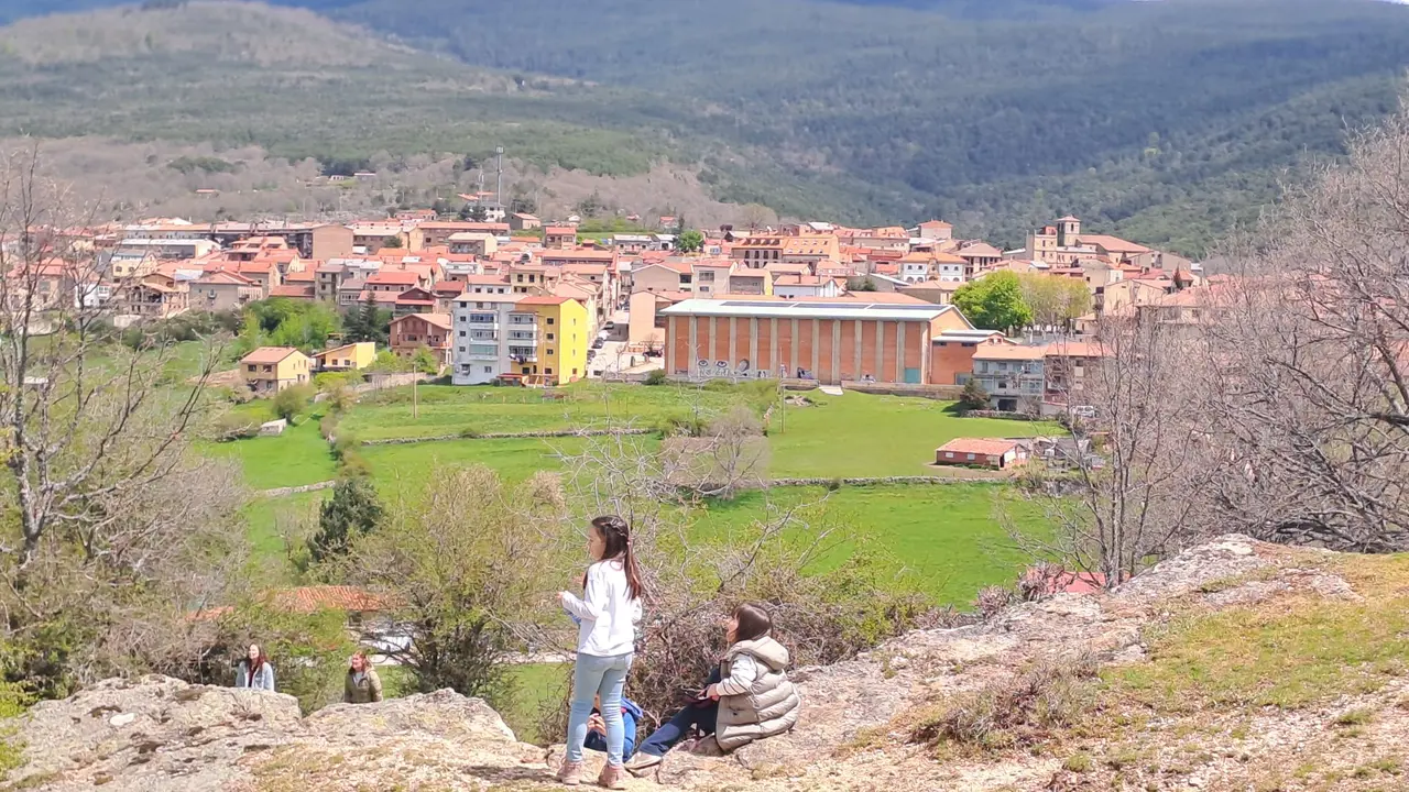 PINGADA DEL MAYO EN COVALEDA 2024 (30)