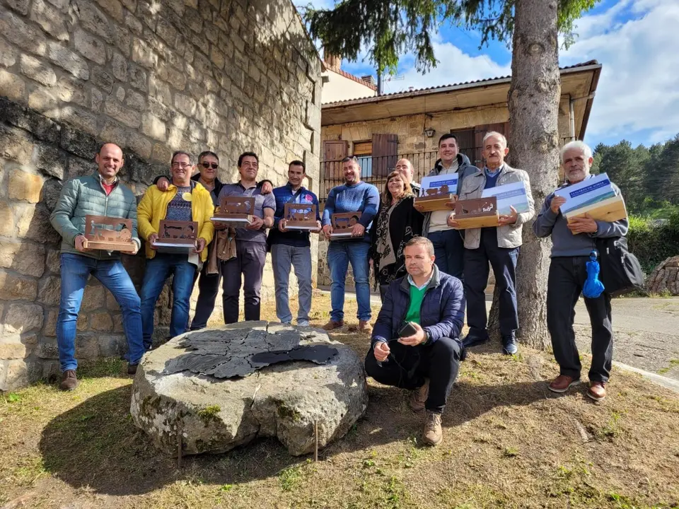 VIII ENCUENTRO DE COMUNIDAD VIVA (1)