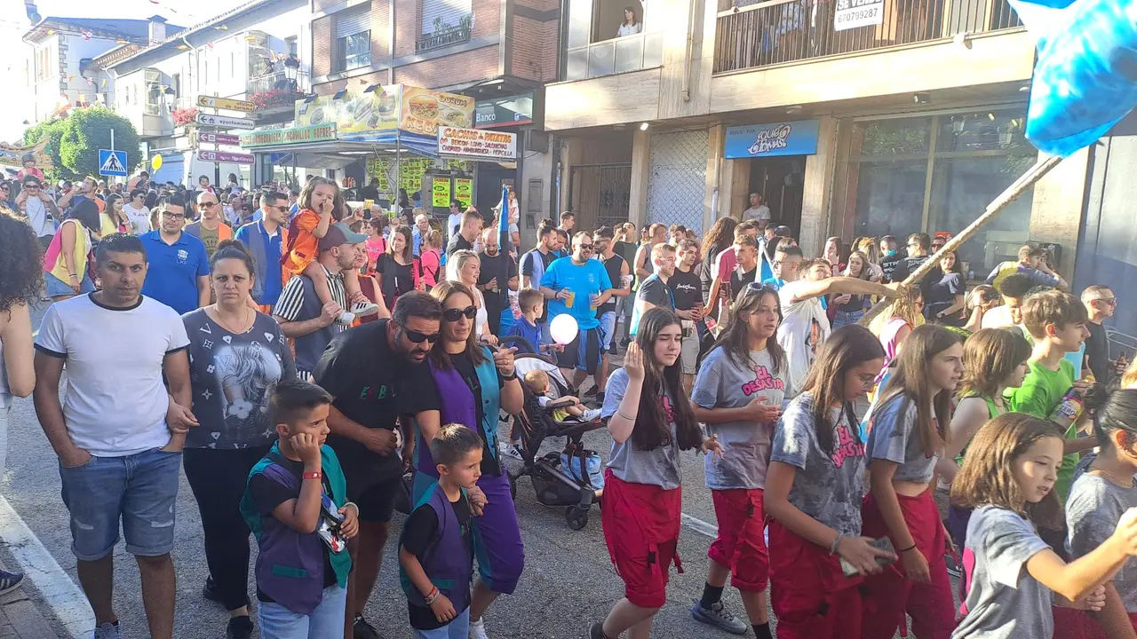 CARROZAS DE LAS FIESTAS (3)