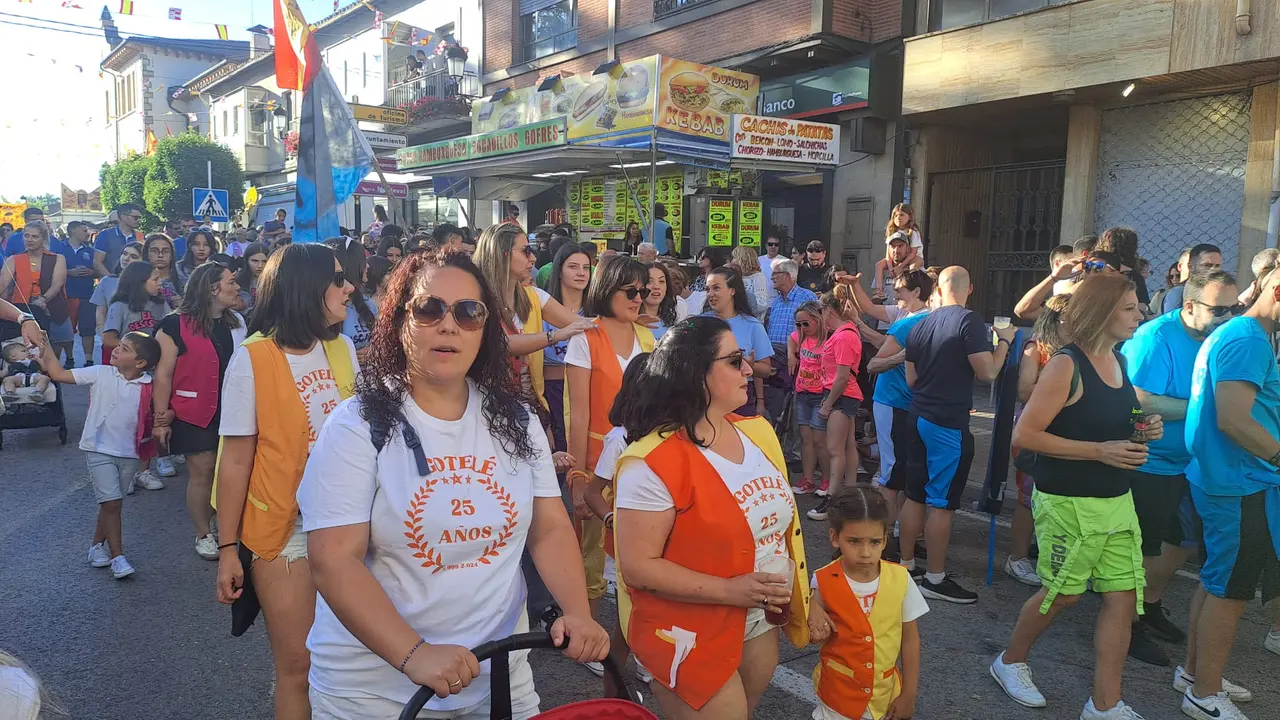 CARROZAS DE LAS FIESTAS (27)