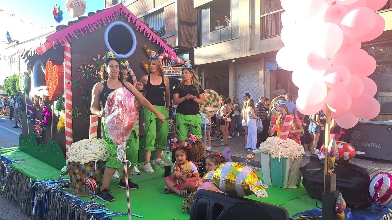 CARROZAS DE LAS FIESTAS (34)