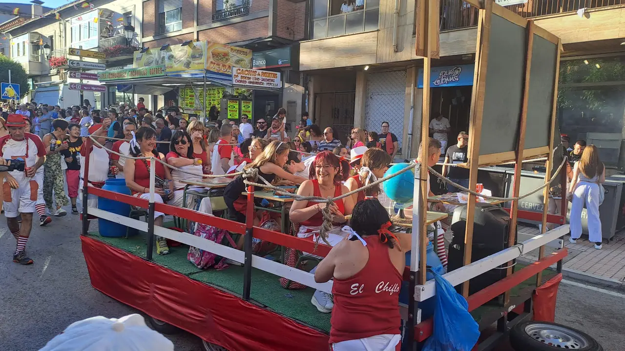 CARROZAS FIESTAS MAGDALENA (15)