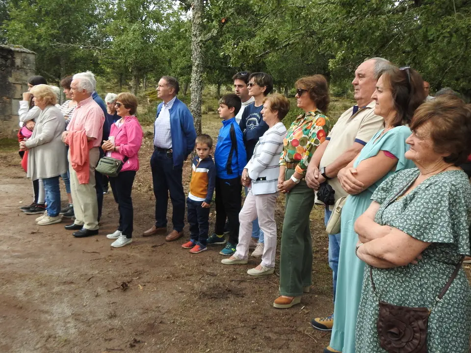 HOMENAJE EN LA MUEDRA (9)