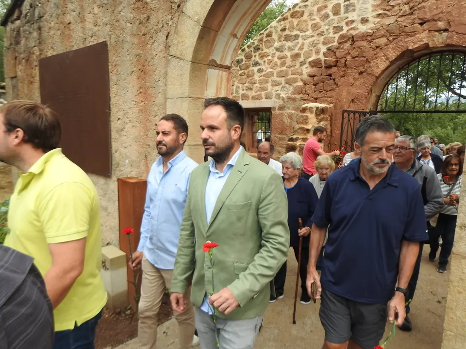 HOMENAJE EN LA MUEDRA (27)