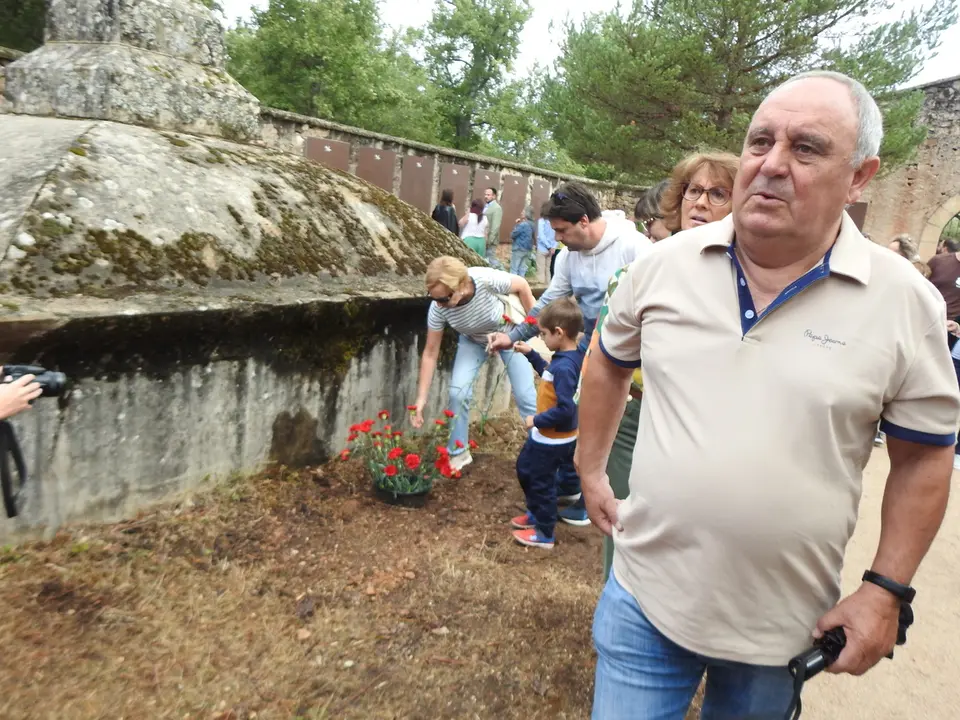 HOMENAJE EN LA MUEDRA (36)