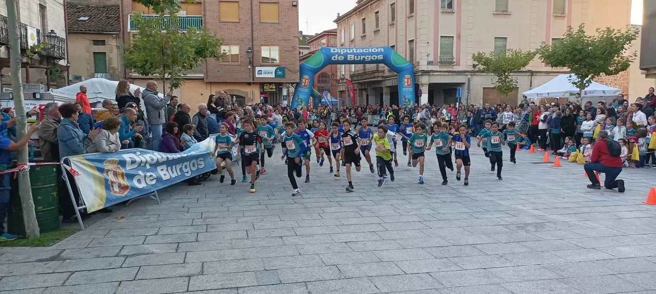 DEMANDASAURUS EN SALAS (8)