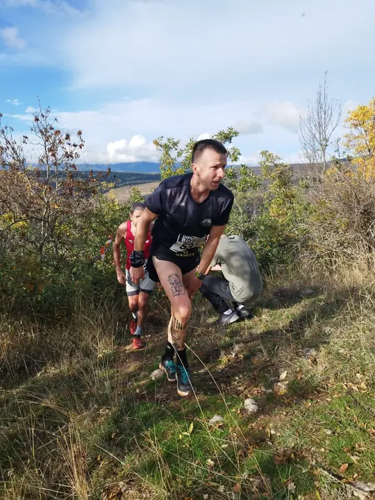 DEMANDASAURUS EN SALAS (16)