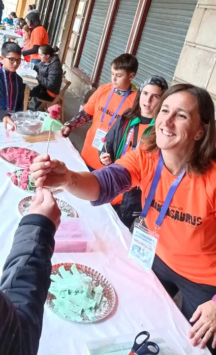 DEMANDASAURUS EN SALAS (24)