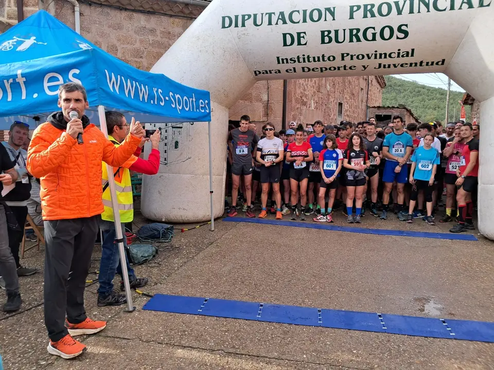 DEMANDASAURUS EN SALAS (33)