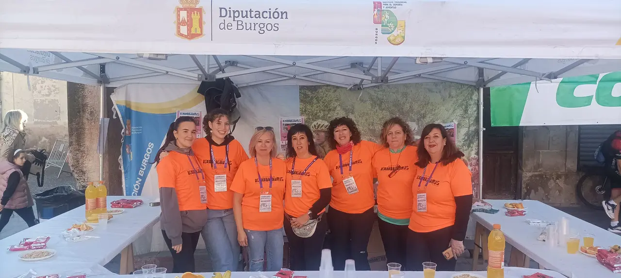 DEMANDASAURUS EN SALAS (36)