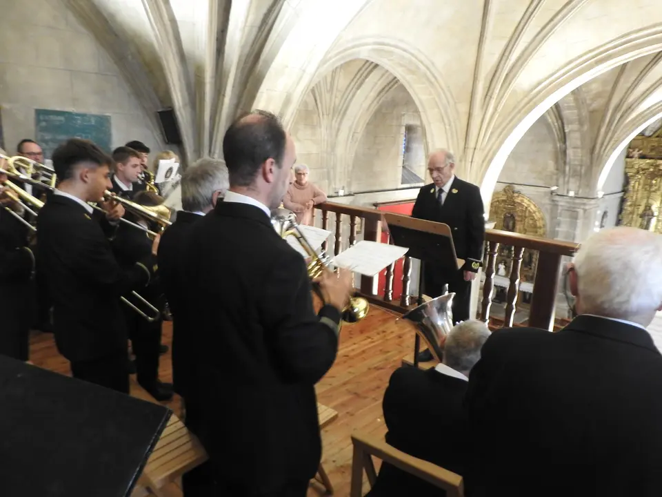 BANDA DE MÚSICA DE cOVALEDA (18)