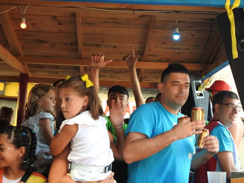 PREGON Y CARROZAS SAN LEONARDO  (99)