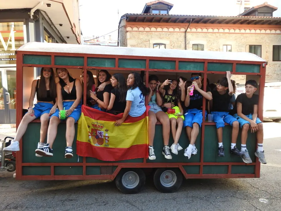 PREGON Y CARROZAS SAN LEONARDO  (100)