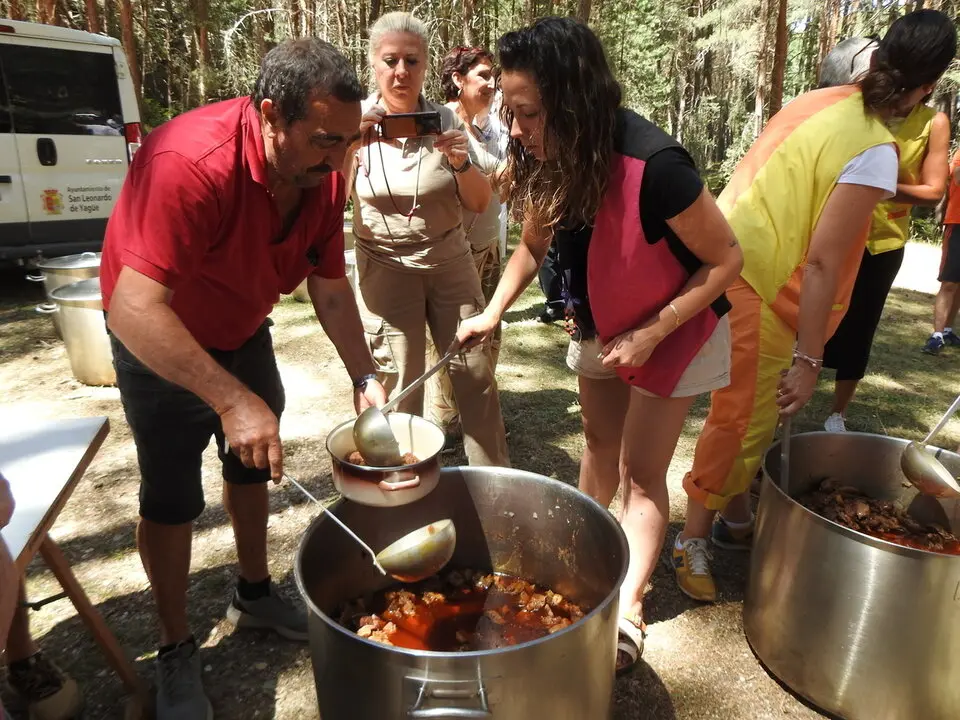 CALDERETA EN SAN LEONARDO (25)
