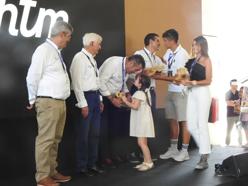 BURPELLET 90 ANIVERSARIO (20)