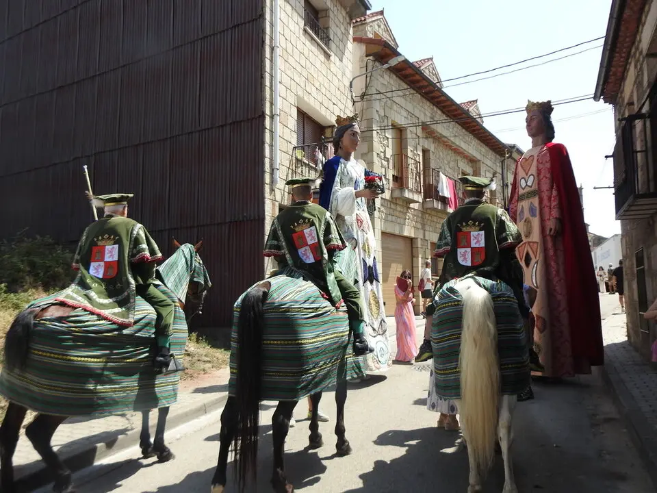 ARRANQUE FIESTAS COVALEDA (13)