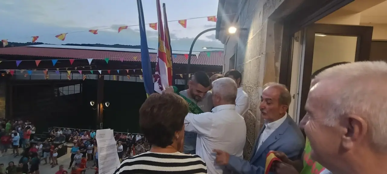 inicio fiestas en Canicosa de la Sierra (7)