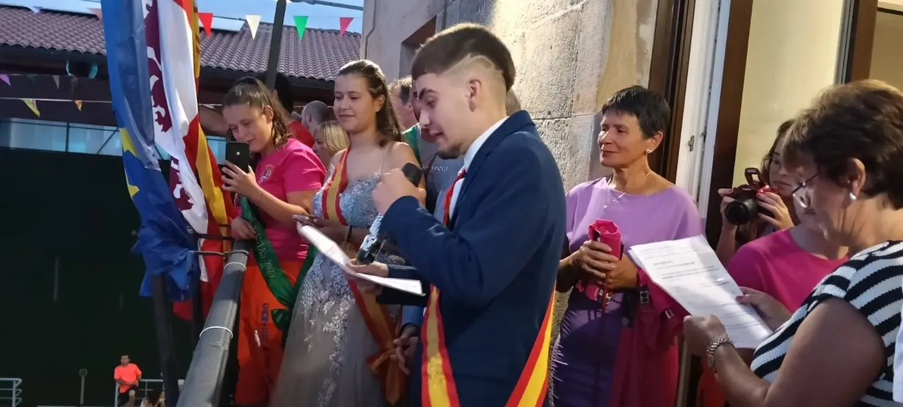 inicio fiestas en Canicosa de la Sierra (13)