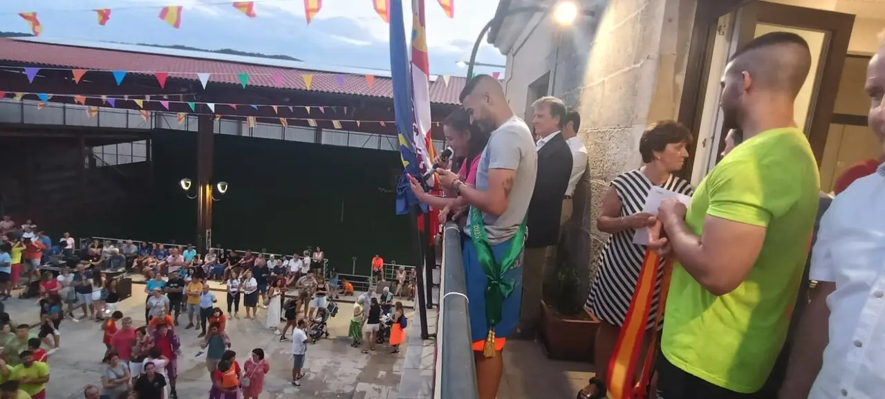 inicio fiestas en Canicosa de la Sierra (16)