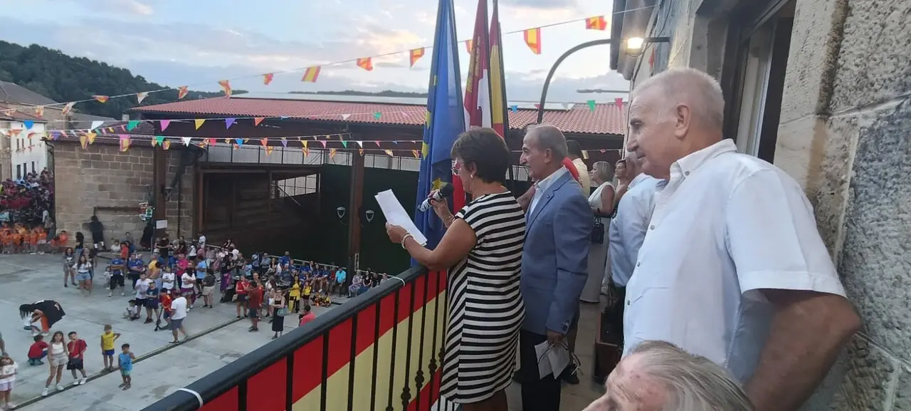 inicio fiestas en Canicosa de la Sierra (27)