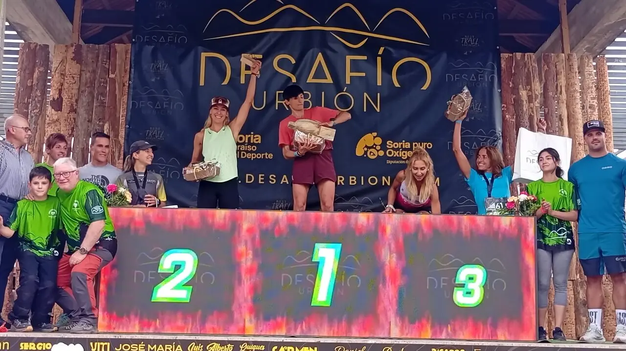 DESAFÍO URBION 2025 ENTREGA DE TROFEOS (6)