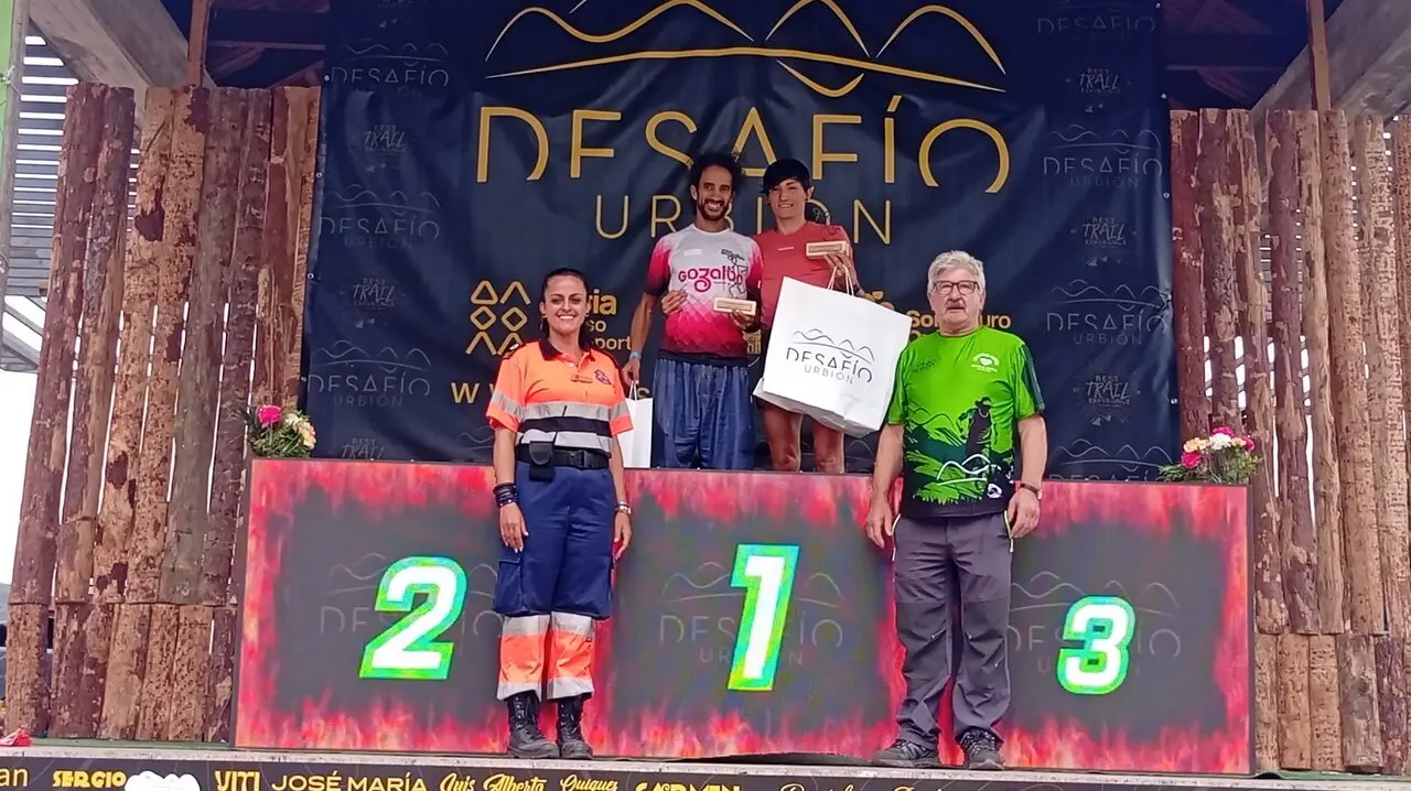 DESAFÍO URBION 2025 ENTREGA DE TROFEOS (12)
