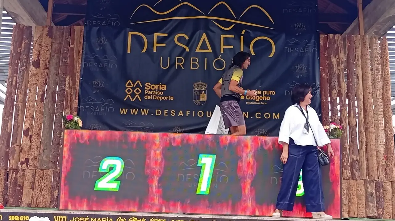 DESAFÍO URBION 2025 ENTREGA DE TROFEOS (19)