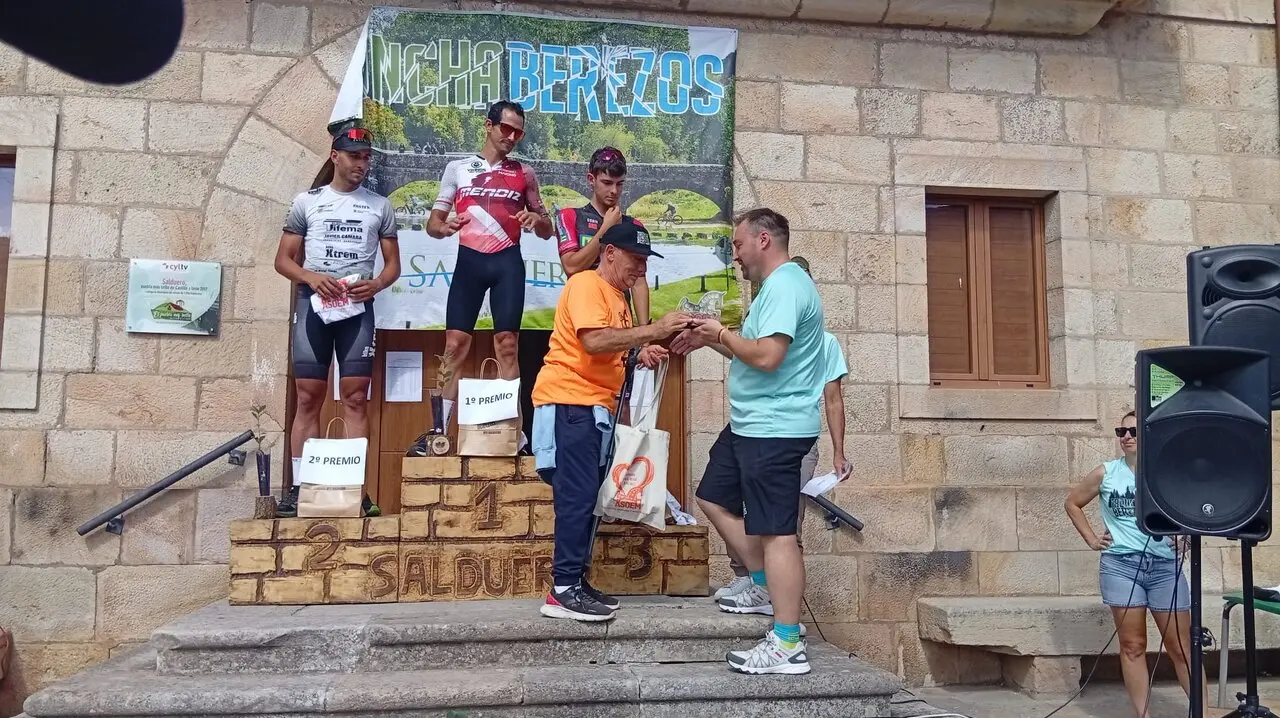 La tronchaberezos  en SALDUERO 2025 (13)