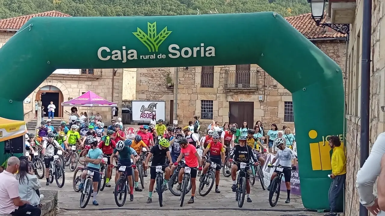 La tronchaberezos  en SALDUERO 2025 (15)