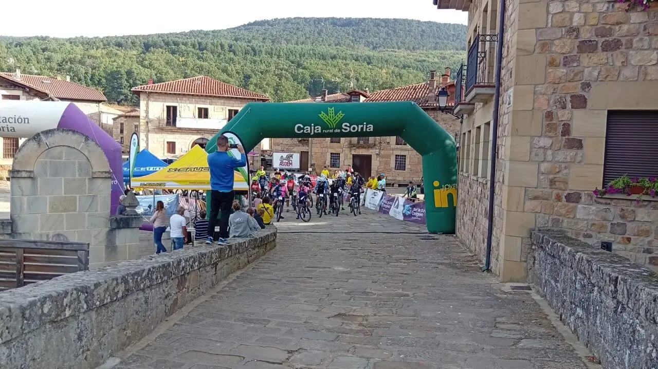 La tronchaberezos  en SALDUERO 2025 (36)