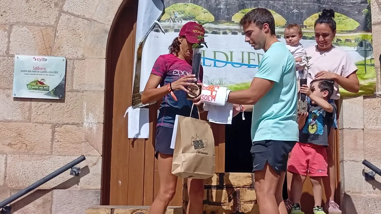 ENTREGA DE TROFEOS EN LA TRONCHABEREZOS (8)