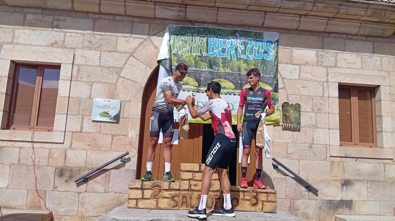 ENTREGA DE TROFEOS EN LA TRONCHABEREZOS (14)