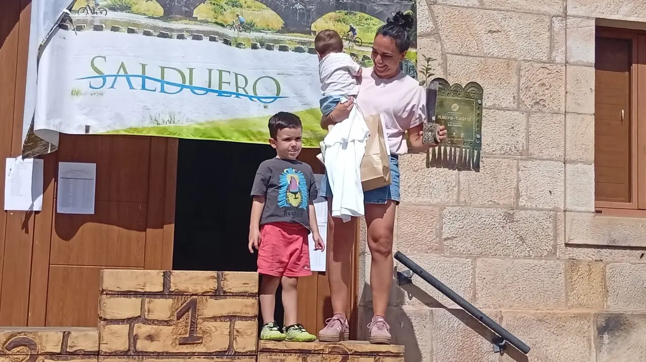 ENTREGA DE TROFEOS EN LA TRONCHABEREZOS (16)