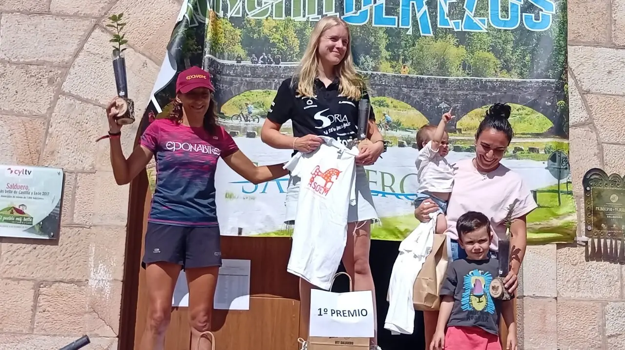 ENTREGA DE TROFEOS EN LA TRONCHABEREZOS (18)