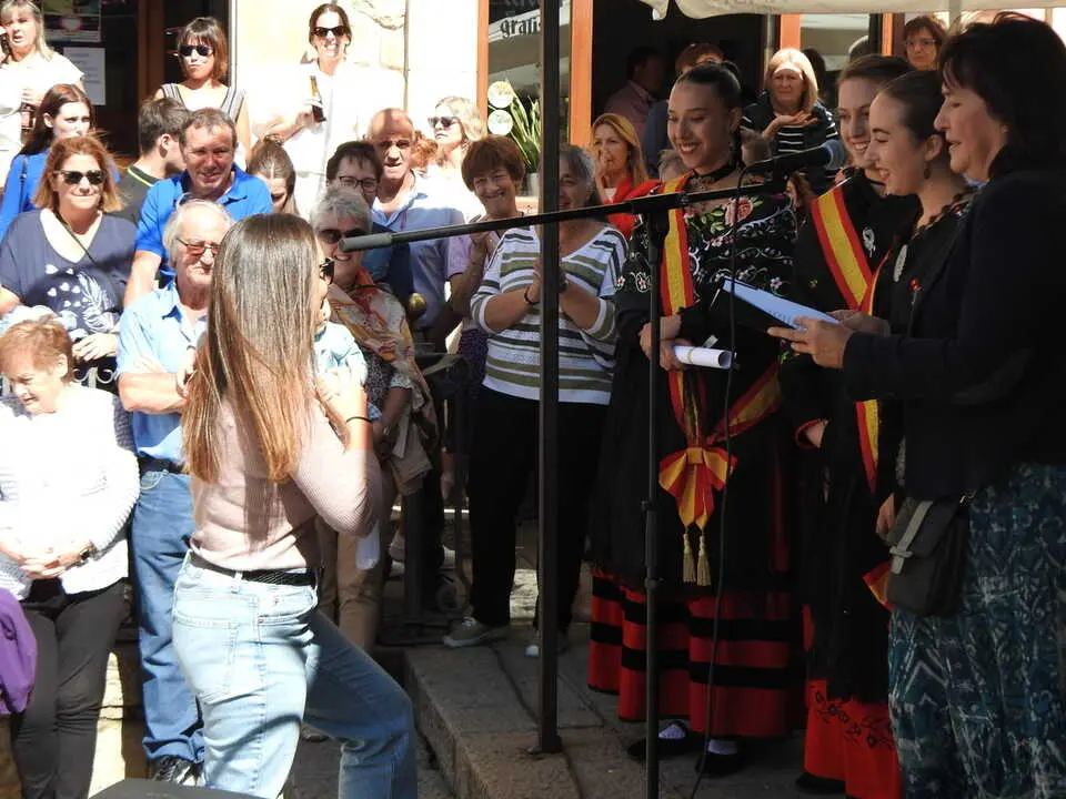 DURUELO HJOMENAJE Y RONDA (37)