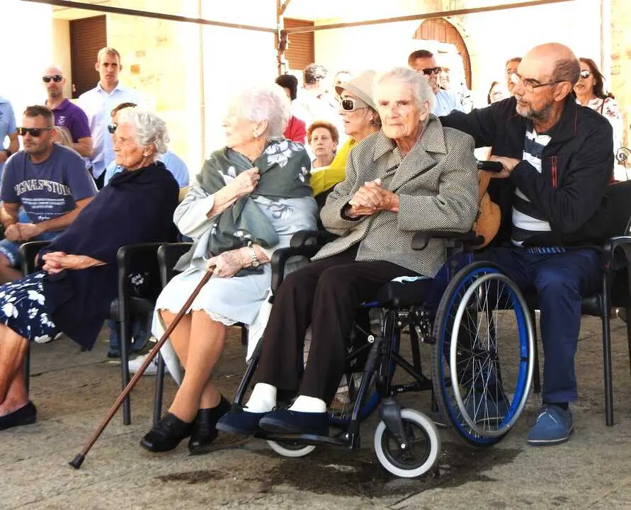 DURUELO HJOMENAJE Y RONDA (42)